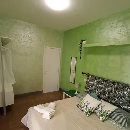 Nyaraló C&e Suites Roma *